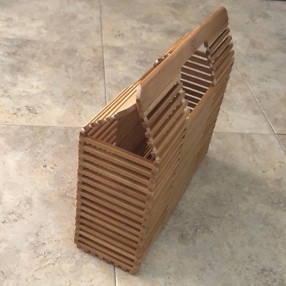 Bamboo Handbag - Picture 2 of 8